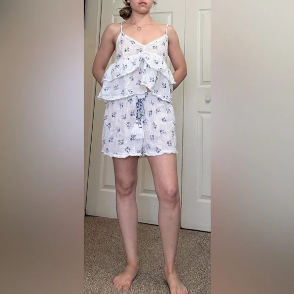 NWOT Joie Sleep Tank/Shorts Pajama Set - White/Blue Floral - Size M - Picture 3 of 11